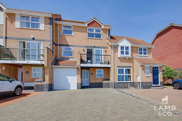 3 Bedroom Terraced House For Sale In Selsey Avenue, Clacton-On-Sea, CO15