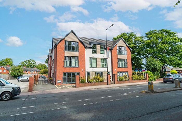 2 Bedroom Apartment For Sale In Stratford Road, Shirley, Solihull, B90