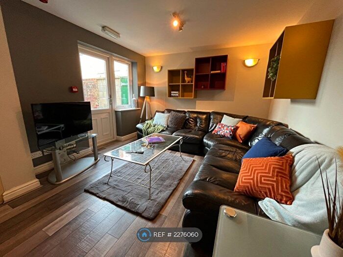 5 Bedroom Terraced House To Rent In Blantyre Road, Liverpool, L15