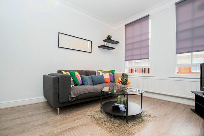 1 Bedroom Flat To Rent In Hanson Street, Fitzrovia, W1W