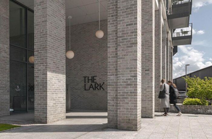 3 Bedroom Flat To Rent In The Lark, Nine Elms, SW11
