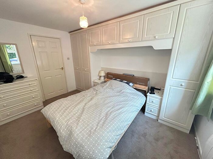 2 Bedroom Flat To Rent In Charlton Drive, Sale, Greater Manchester, M33