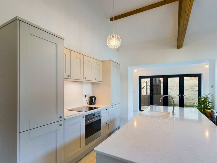 2 Bedroom Bungalow For Sale In The Oaks, Llangattock, Crickhowell, Powys, NP8