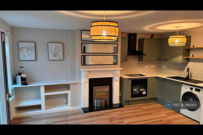 4 Bedroom Semi-Detached House To Rent In Canvey Close, Bristol, BS10