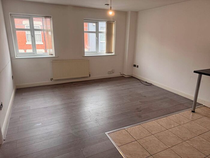 2 Bedroom Flat To Rent In Cooper Street, Leicester, LE4