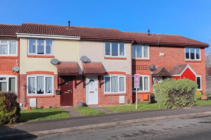 2 Bedroom Terraced House To Rent In Dingle Way, Locks Heath, SO31