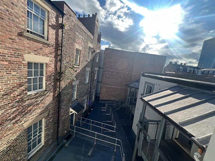 1 Bedroom Flat To Rent In Low Friar Street, Newcastle Upon Tyne, NE1