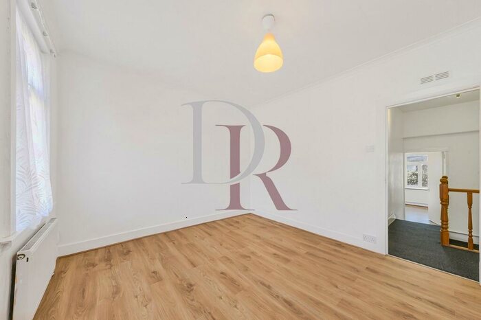 3 Bedroom House To Rent In Mafeking Road, West Ham, E16