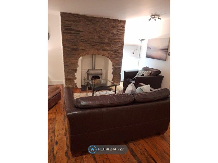 1 Bedroom Flat To Rent In Albert Road, Plymouth, PL2