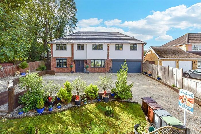 6 Bedroom Detached House For Sale In Station Road, Ditton, Aylesford, Kent, ME20