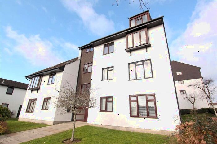 2 Bedroom Flat To Rent In St. Boniface Close, Plymouth, PL2