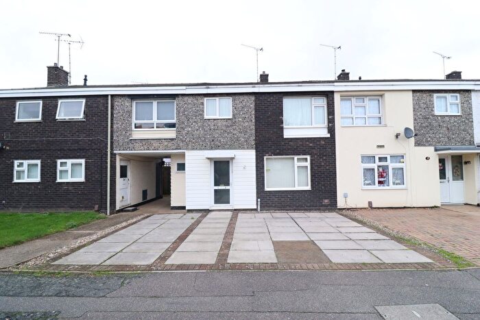 3 Bedroom Detached House For Sale In Audley Way, Basildon, Essex, SS14