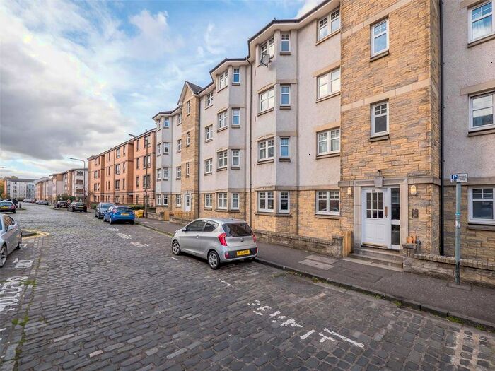 2 Bedroom Flat To Rent In Duff Street, Dalry, Edinburgh, EH11