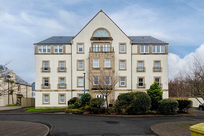 1 Bedroom Flat For Sale In Harbourside, Inverkip, PA16