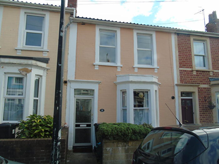5 Bedroom House To Rent In Clarence Place, BA1
