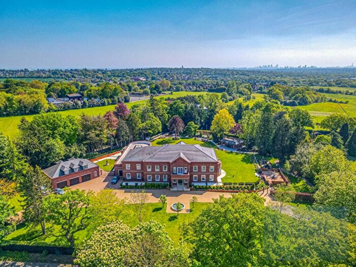 8 Bedroom Detached House For Sale In Roding Lane, Chigwell, Essex, IG7