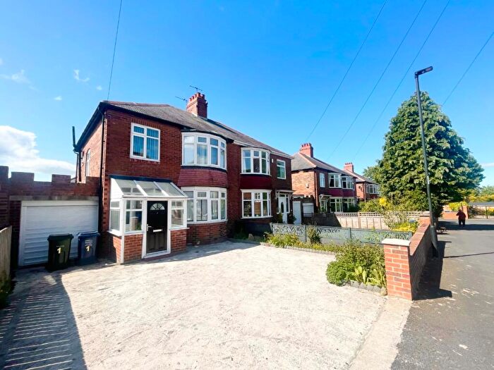 1 Bedroom Semi Detached House To Rent In Tillmouth Gardens, Newcastle Upon Tyne, NE4