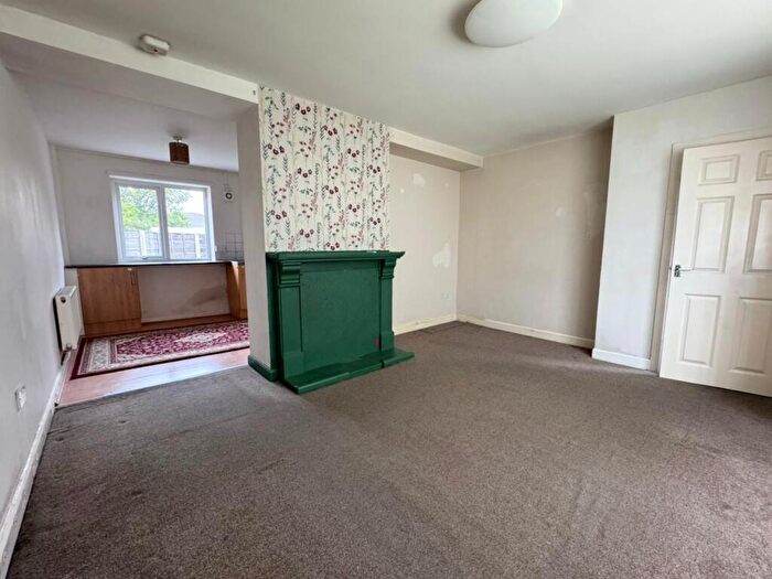 3 Bedroom Semi-Detached House For Sale In Felton Avenue, Close To Civic Centre, Manchester, M22
