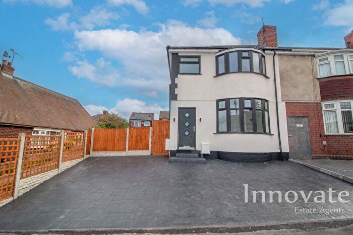 3 Bedroom End Of Terrace House For Sale In Lee Street, West Bromwich, B70