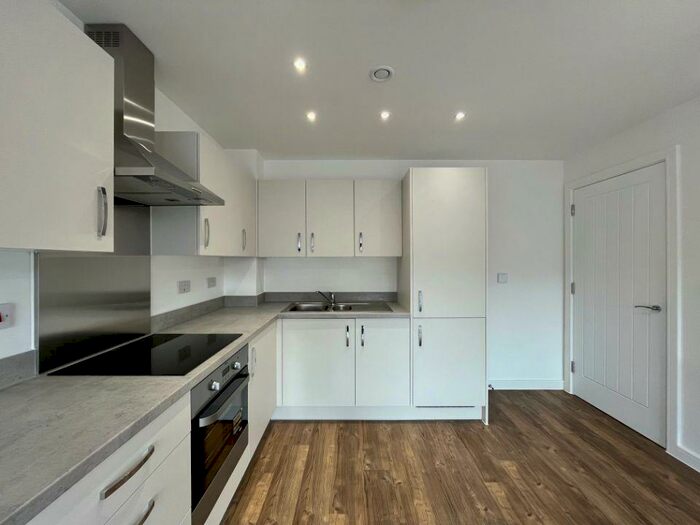 1 Bedroom Apartment To Rent In Durley Place, Hook, RG27