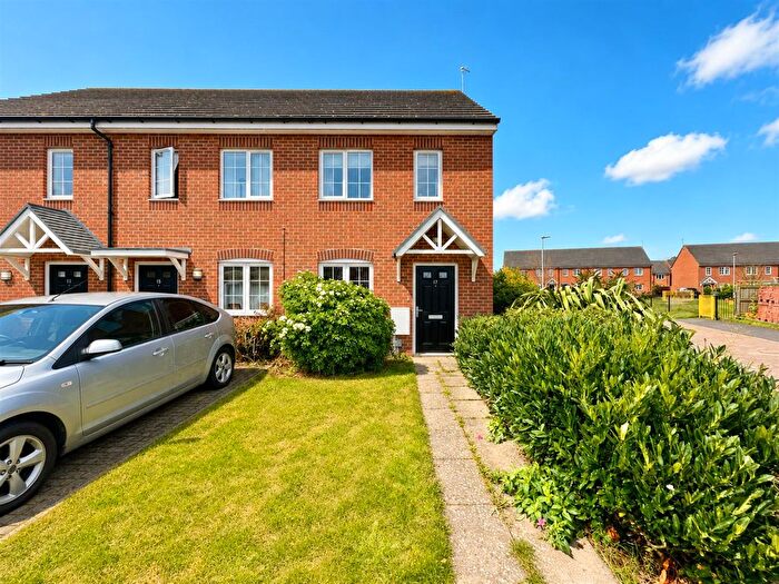2 Bedroom End Of Terrace House For Sale In Windsor Avenue, Peterborough, PE4