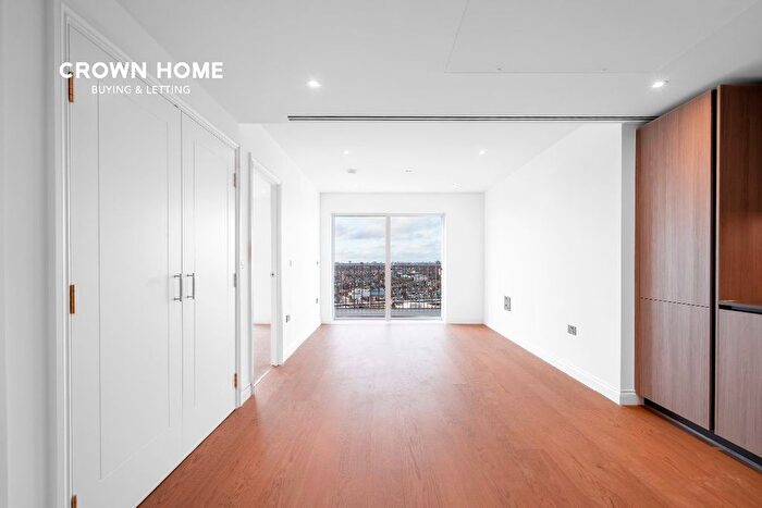 1 Bedroom Flat To Rent In Chelsea Botanica, Imperial Wharf, SW6