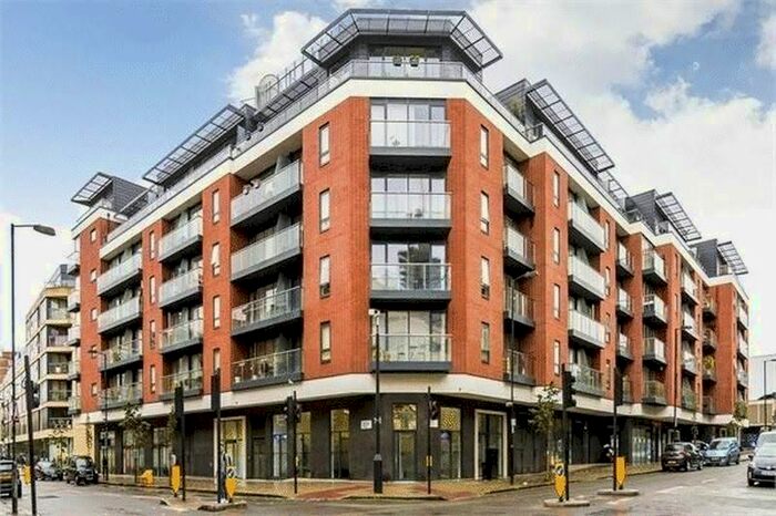 2 Bedroom Flat To Rent In Central Street, London, EC1V