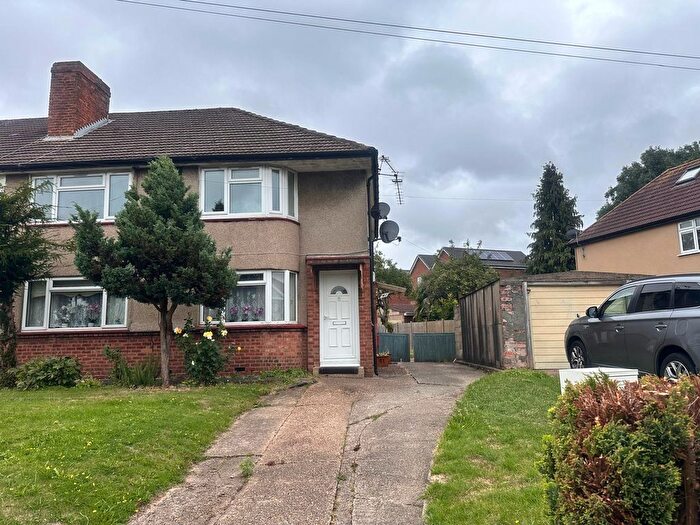 2 Bedroom Lodge To Rent In North Hyde Lane, Hounslow, TW5