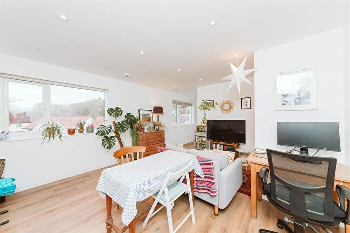 1 Bedroom Flat For Sale In St. Johns Lane | Totterdown, BS3
