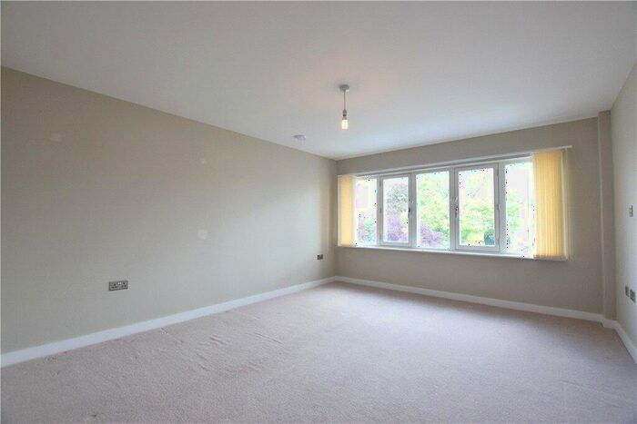 2 Bedroom Apartment To Rent In The Grosvenor House, Moortown, Leeds, LS17