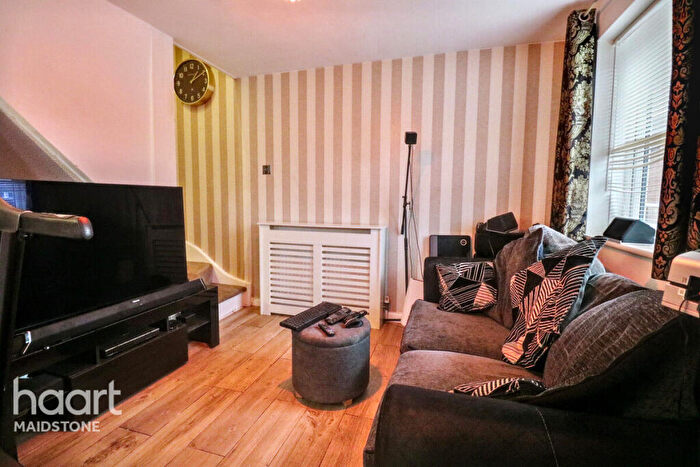 1 Bedroom Terraced House For Sale In Lymington Court Bicknor Road, Maidstone, ME15