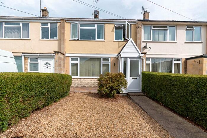 3 Bedroom Terraced House To Rent In Harcourt Gardens, BA1