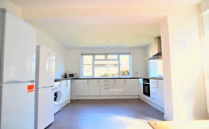 6 Bedroom House To Rent In Elm Grove, Brighton, BN2