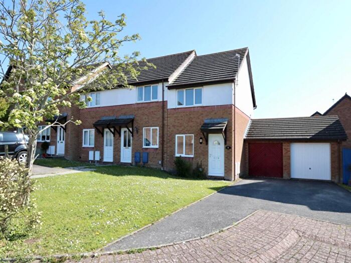 2 Bedroom Semi-Detached House To Rent In Hearte Close, Rhoose, Vale Of Glamorgan, CF62