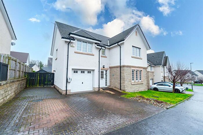 5 Bedroom Detached House For Sale In Heron View, Motherwell, ML1