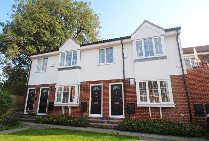 2 Bedroom Flat For Sale In St. Johns Court, Thorner, Leeds, West Yorkshire, LS14