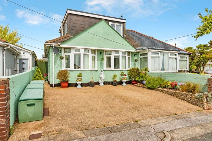 3 Bedroom Semi Detached Bungalow For Sale In Barton Crescent, Paignton, TQ3