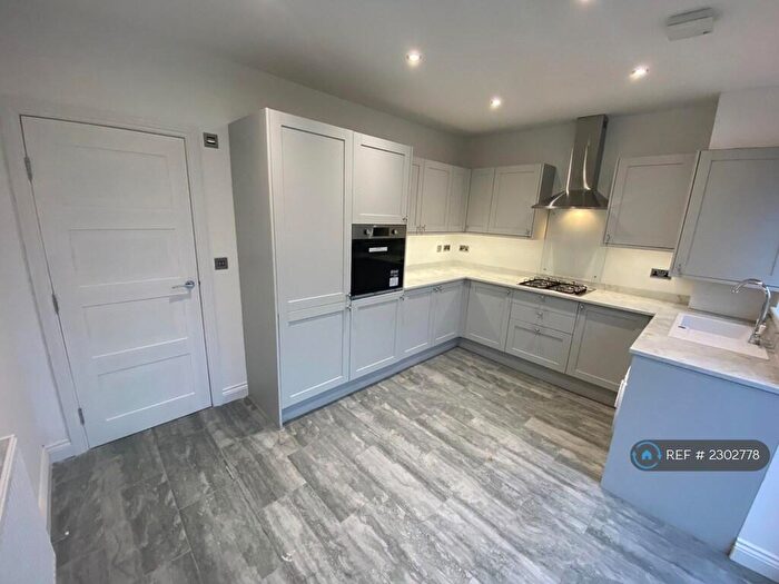 3 Bedroom Terraced House To Rent In Furnace Street, Hyde, SK14