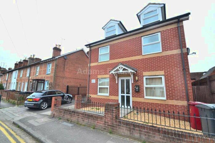 1 Bedroom Flat To Rent In Bedroom Flat - Cumberland Road, Reading, RG1