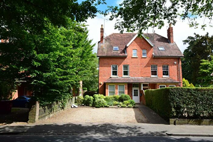 1 Bedroom Apartment To Rent In Woodcote Road, RG4