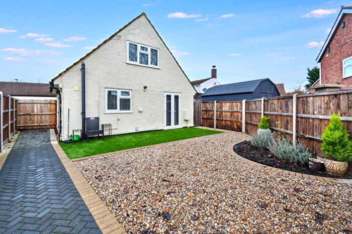 1 Bedroom Detached House For Sale In Potters Cross, Wootton, Bedford, MK43