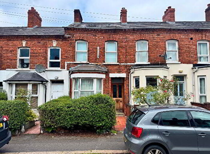 4 Bedroom Mid Terraced House For Sale In Donnybrook Street, Belfast, BT9