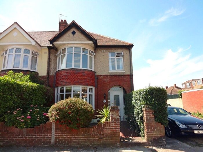 3 Bedroom End Terrace House To Rent In Gofton Avenue, Drayton, Portsmouth, PO6