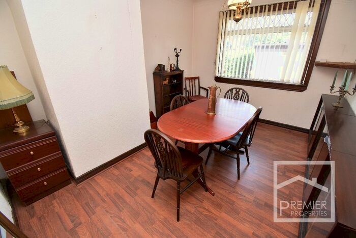 2 Bedroom Bungalow For Sale In Kylepark Drive, Uddingston, Glasgow, G71