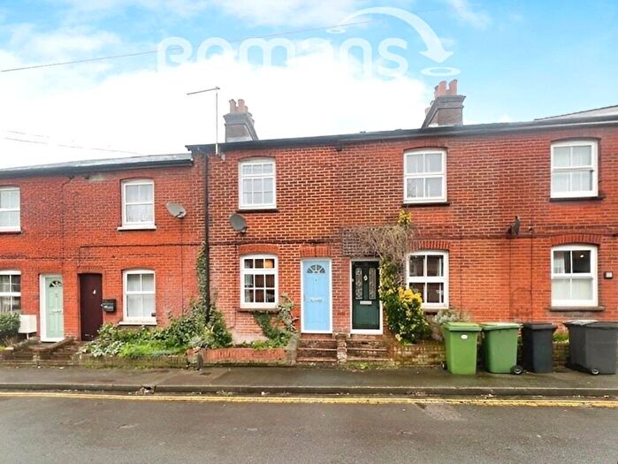 3 Bedroom House To Rent In Flaxfield Road, Basingstoke, RG21