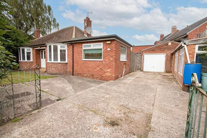 2 Bedroom Detached Bungalow For Sale In Lakeen Road, Intake, Doncaster, DN2