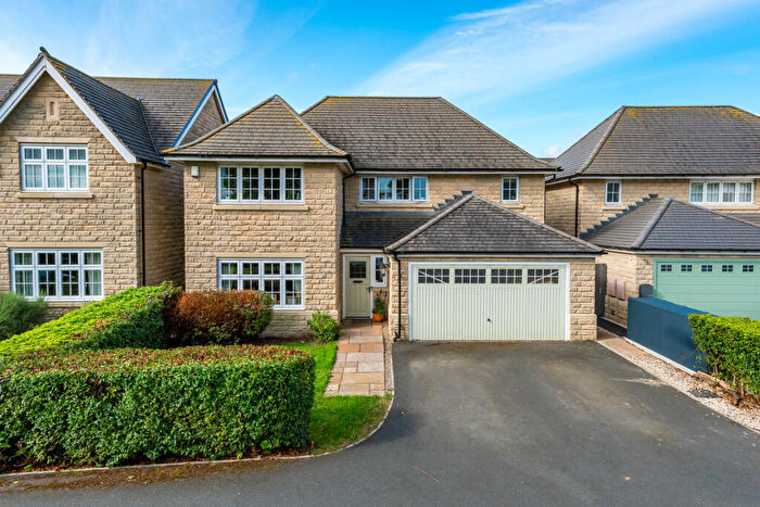 4 Bedroom Detached House For Sale In Fairfax Gardens, Newton Kyme, Near Boston Spa, LS24