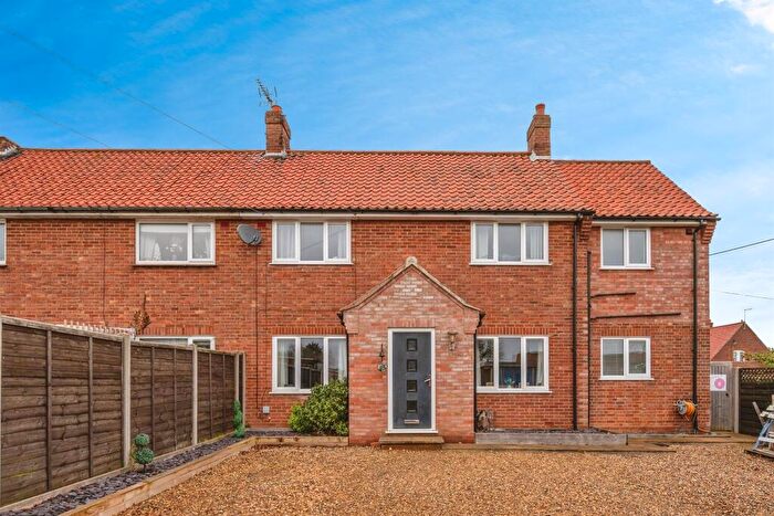 3 Bedroom Semi-Detached House For Sale In Harvey Estate, Gimingham, Norwich, NR11
