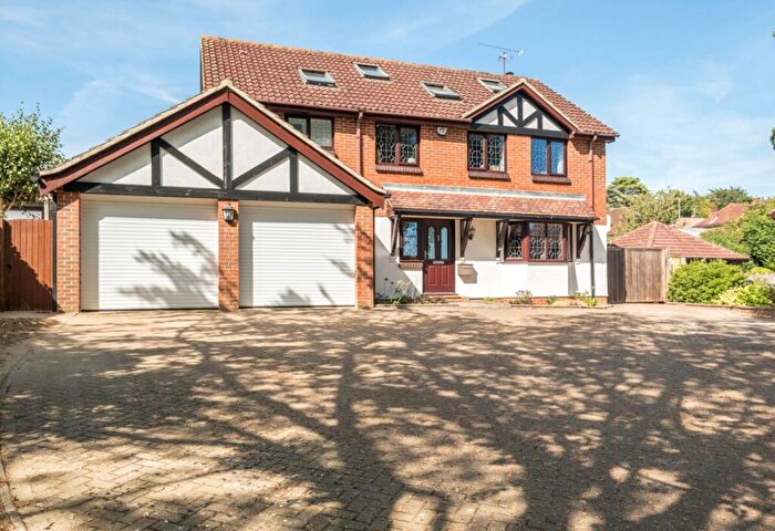 5 Bedroom Detached House For Sale In Cherry Tree Close, High Salvington, West Sussex, BN13