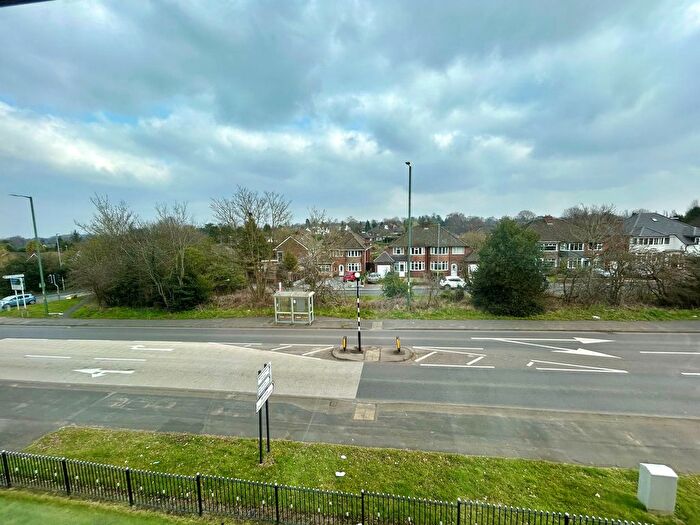 2 Bedroom Flat For Sale In Foley Court, Streetly, Sutton Coldfield, B74